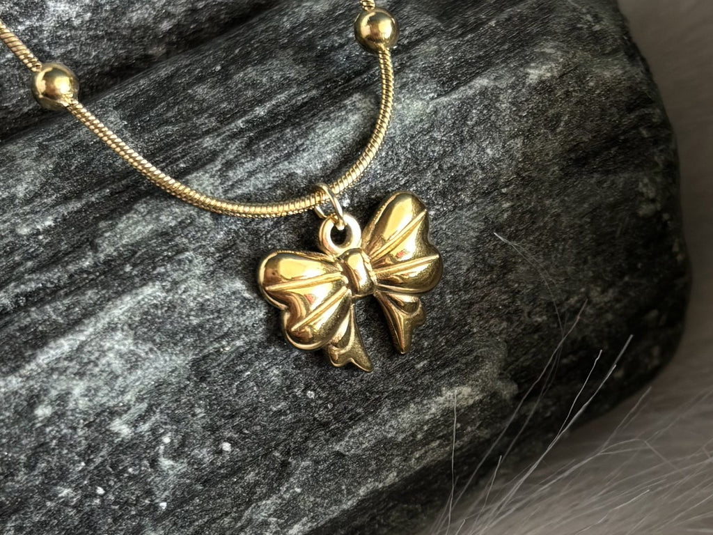 Bow Pendant chain