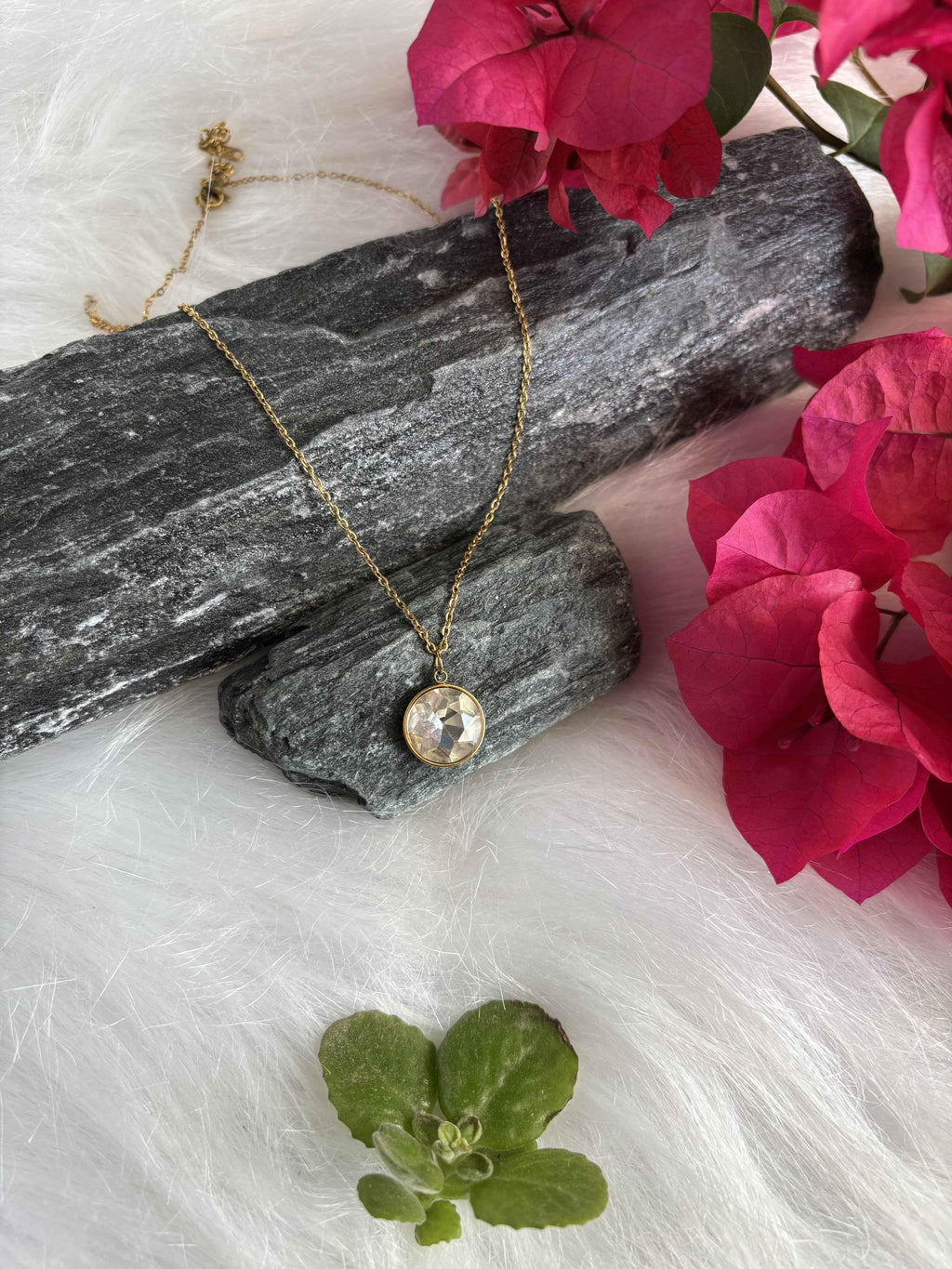 Casual Elegant Pendant