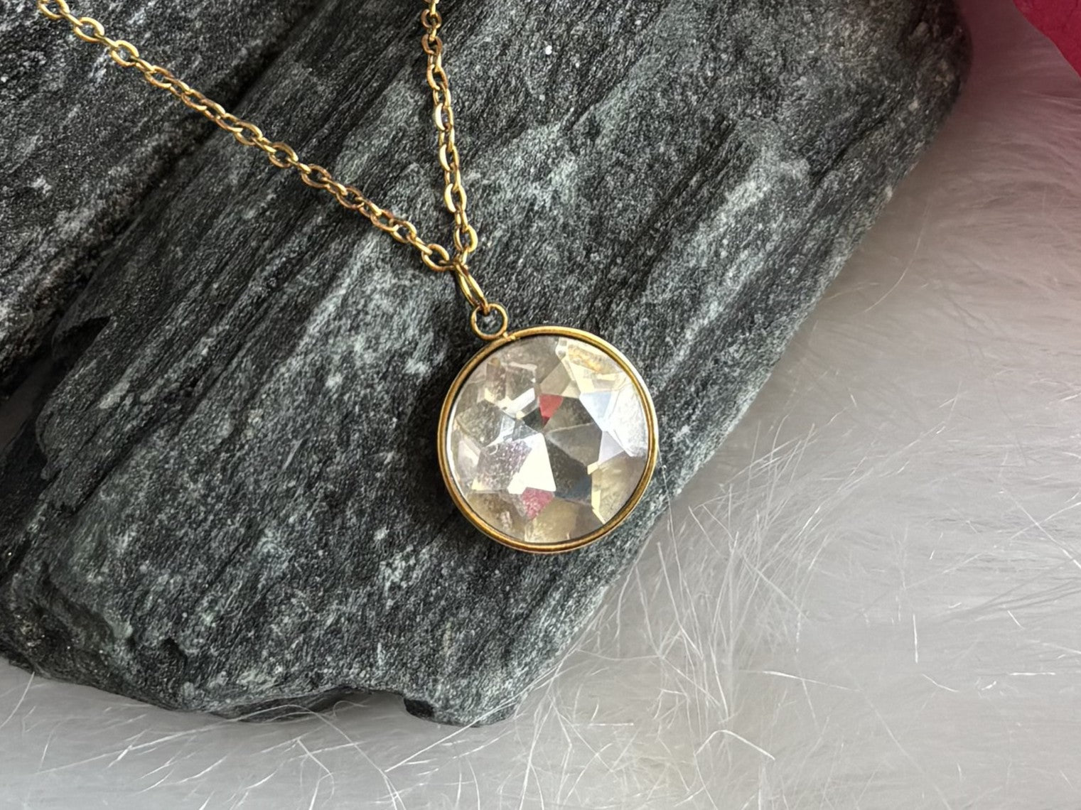 Casual Elegant Pendant