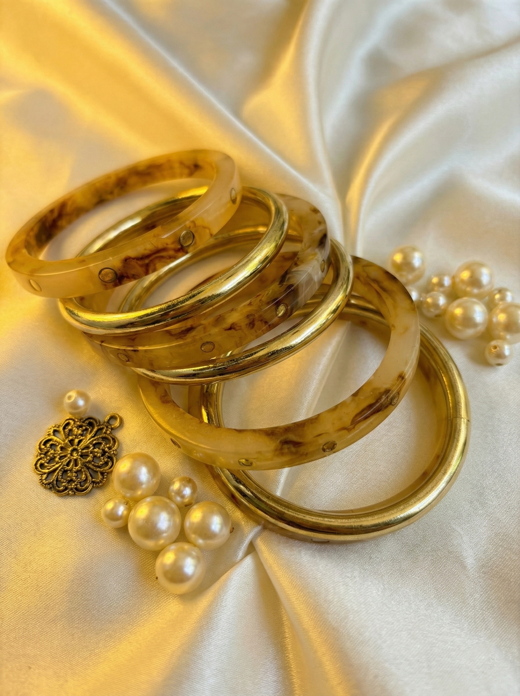 Resin Bangles Set