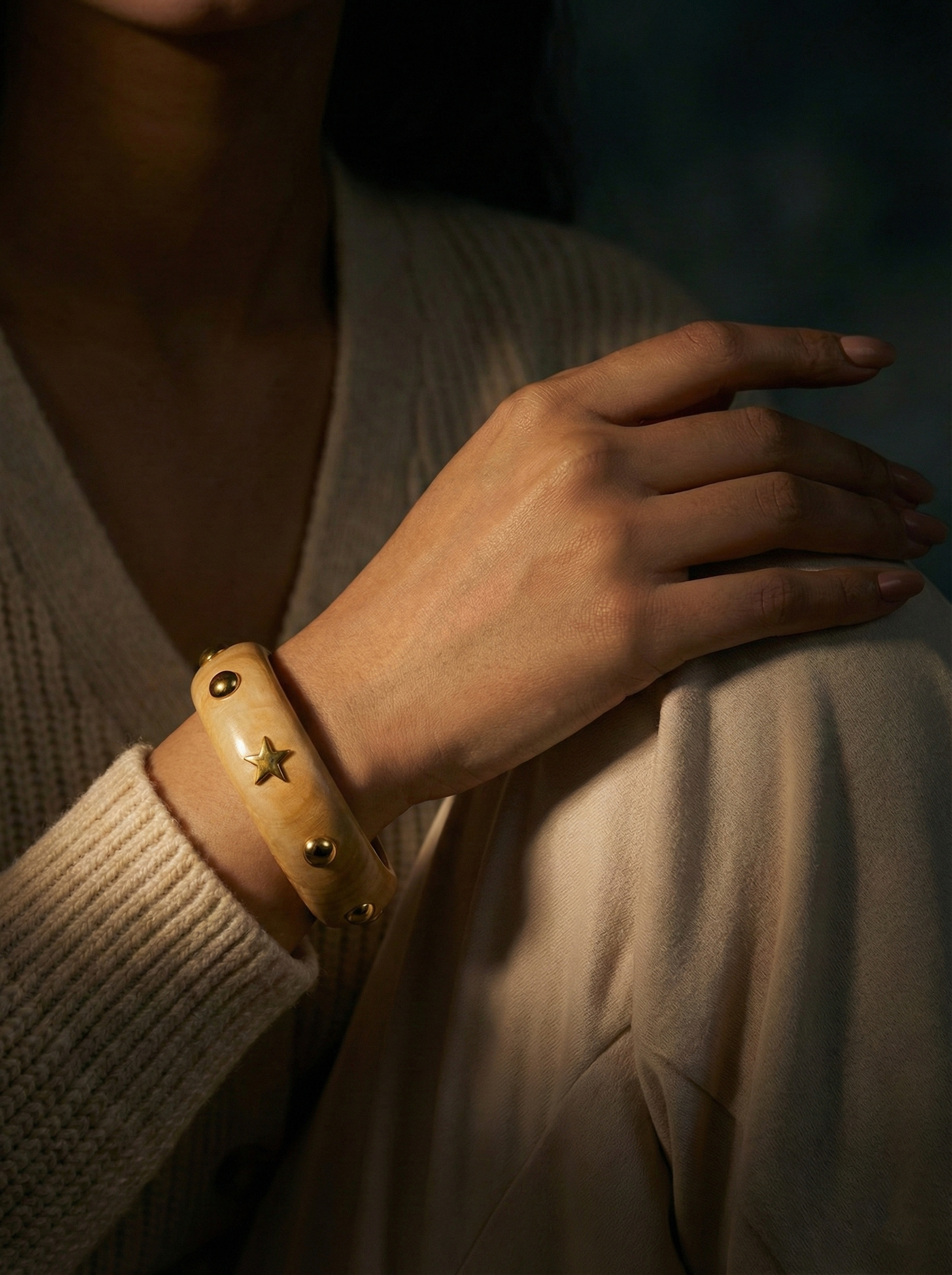 Wooden Bangle - Beige