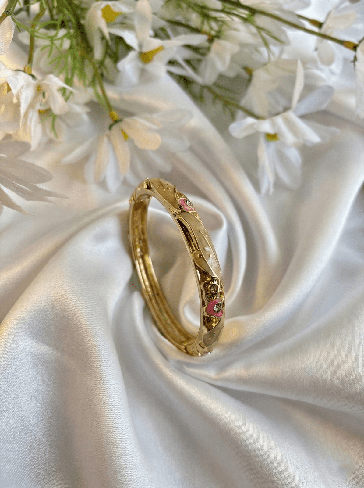 Beige Lotus Enamel Kada