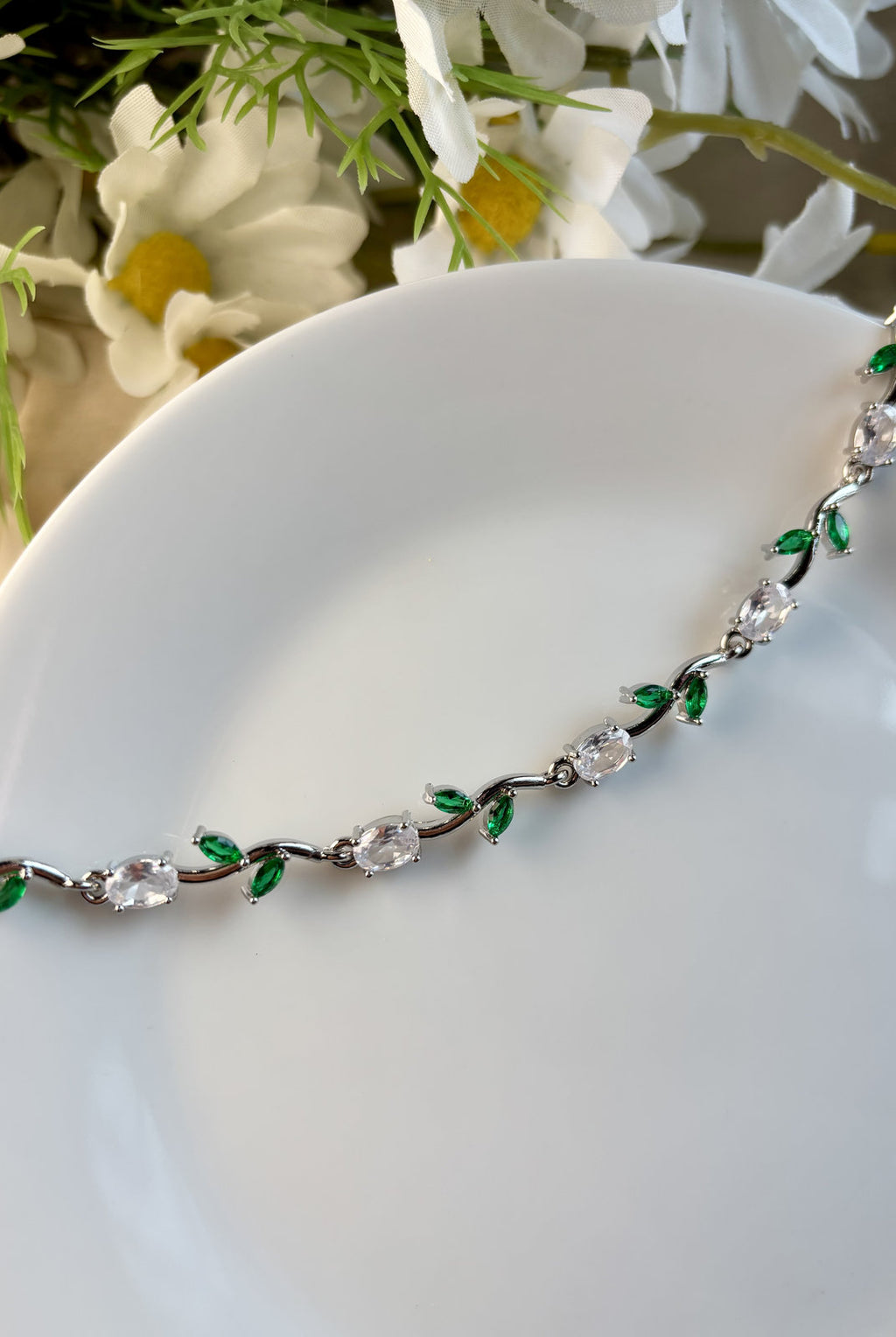 Tulip Bracelet - White