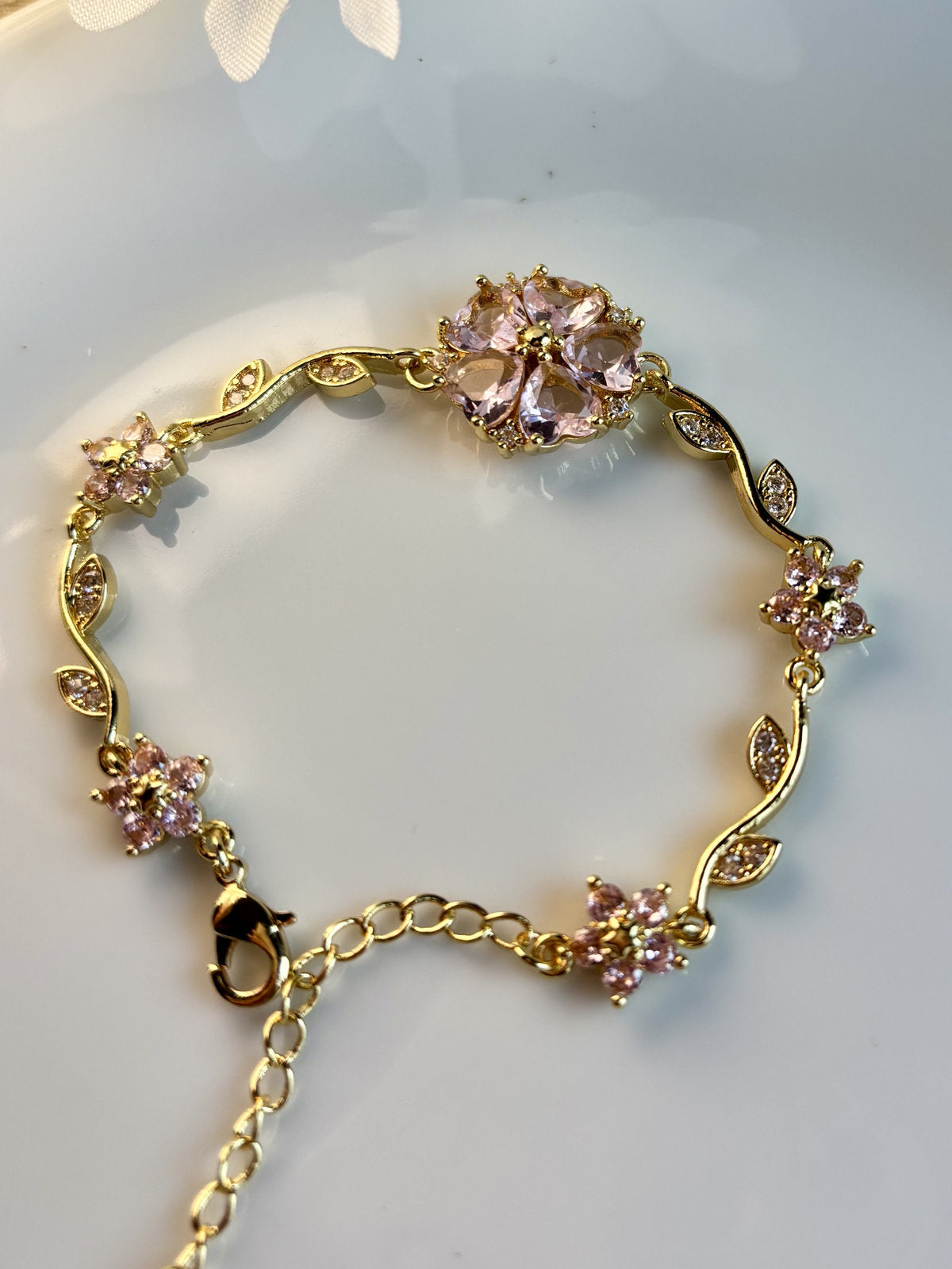 Crystal Bloom Bracelet- Pink heart