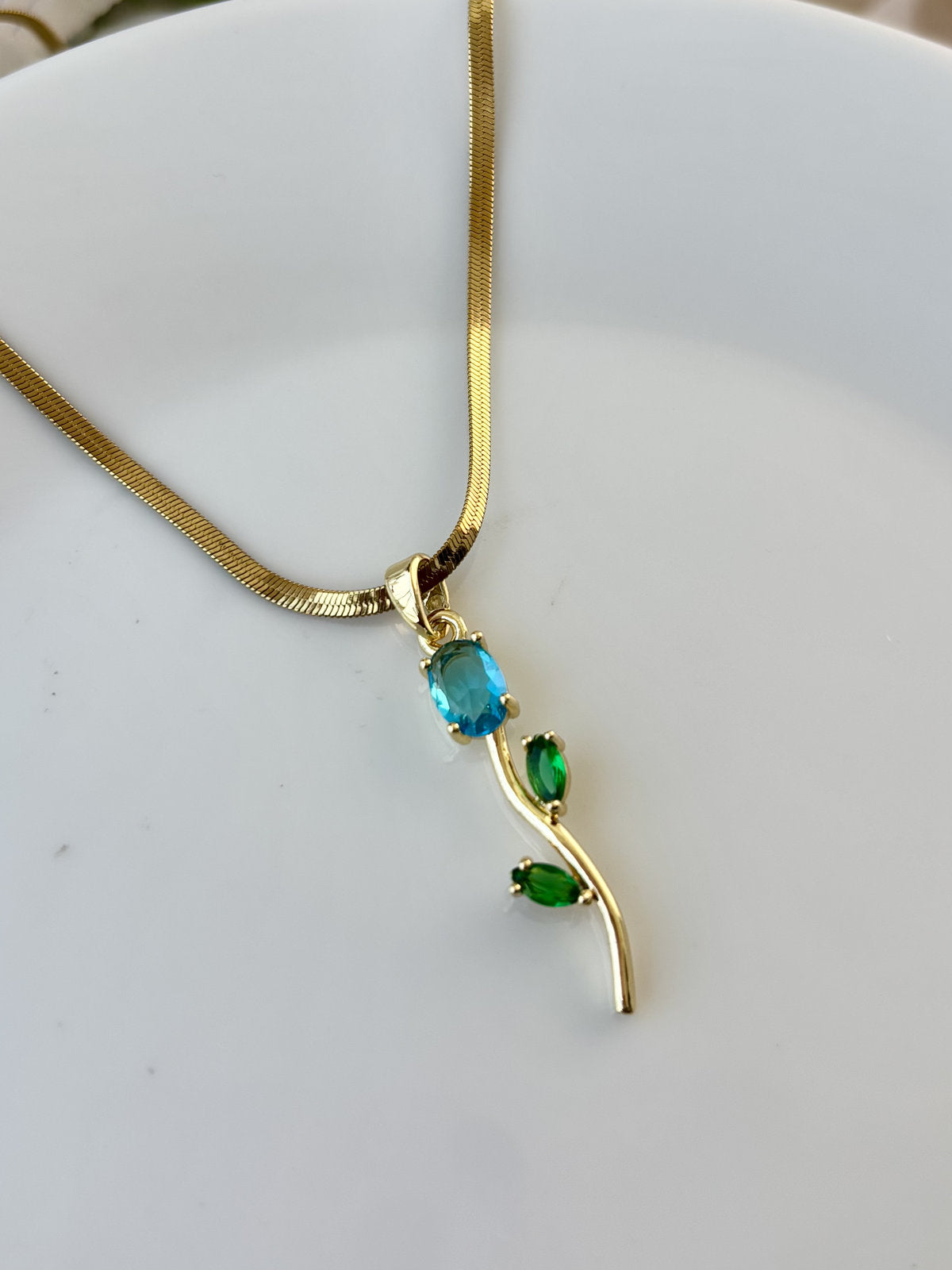 Tulip Pendant necklace - Aqua Blue