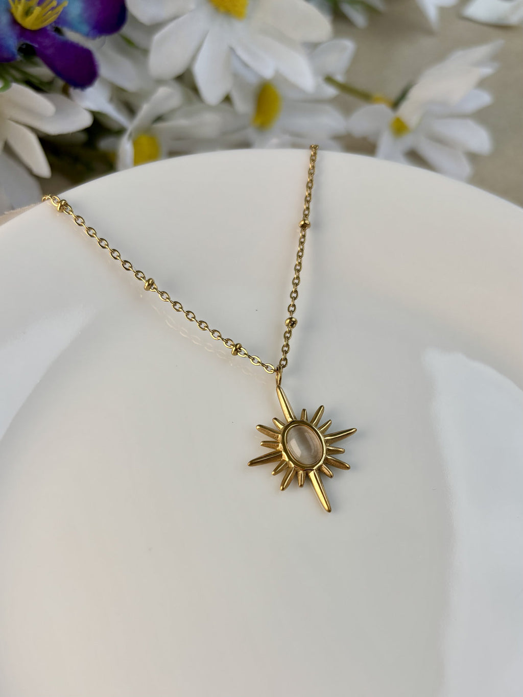Solar Beige Necklace