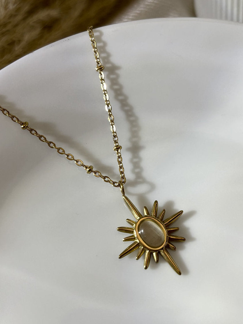 Solar Beige Necklace