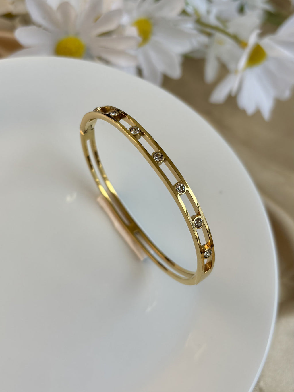 Floating Light kada