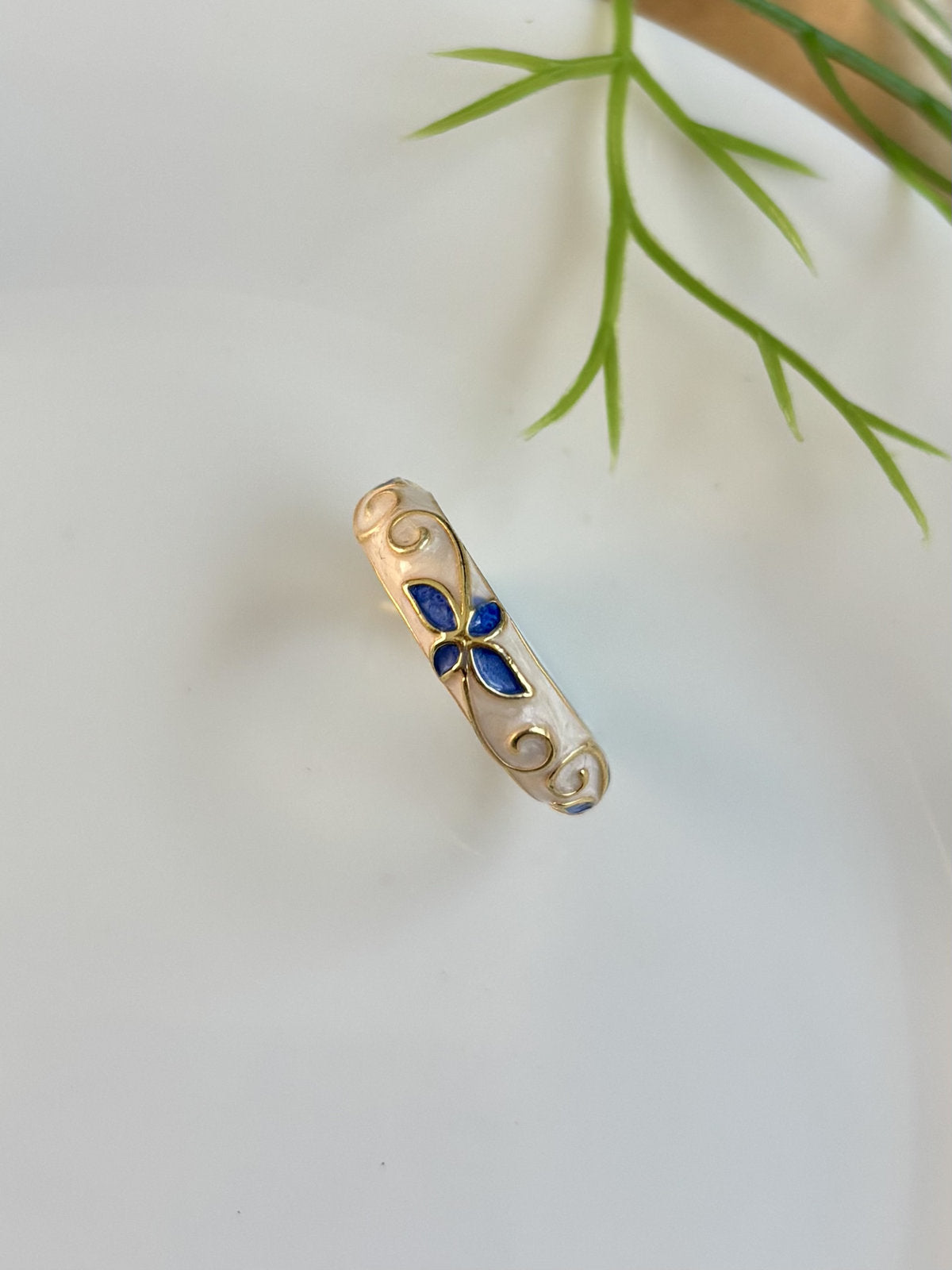 Midnight Fleur Ring
