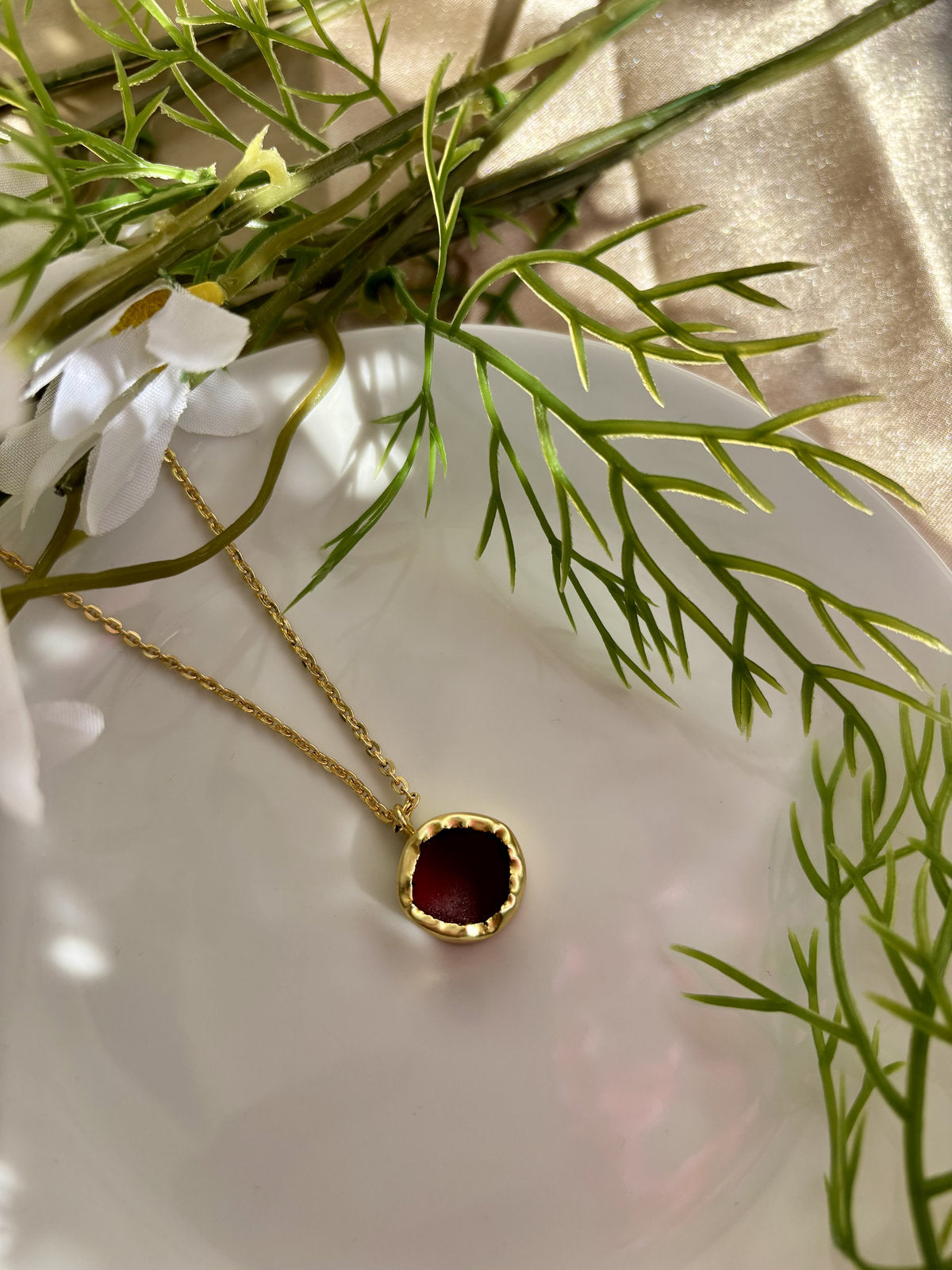 The Crimson Crown - Red Pendant