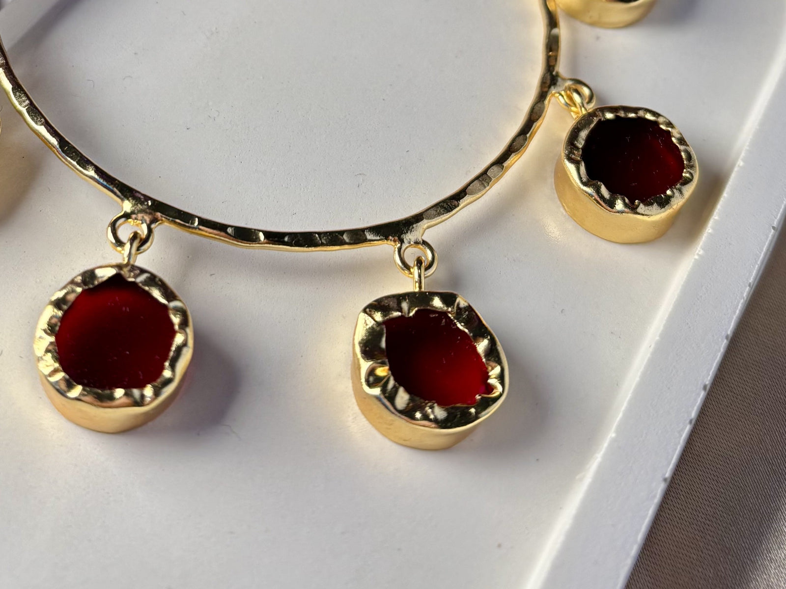 Crimson Pentastone Dangler Kada