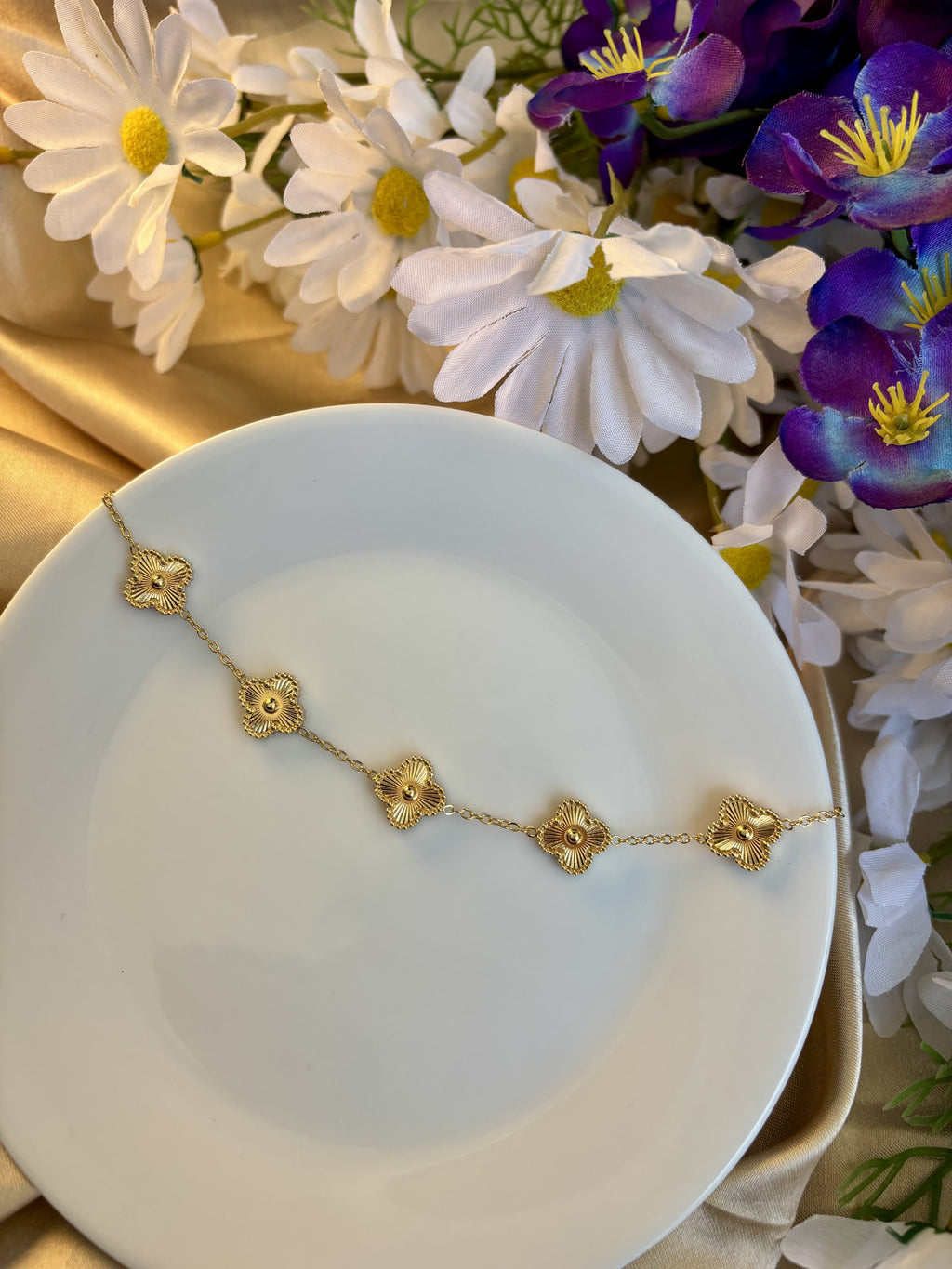 Golden Clover Bracelet