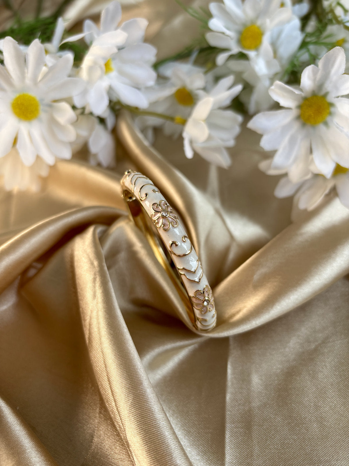 White and Gold Enamel Kada