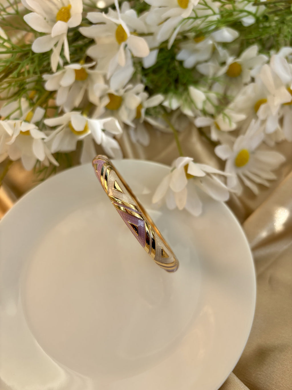 Lavender and White Enamel Kada