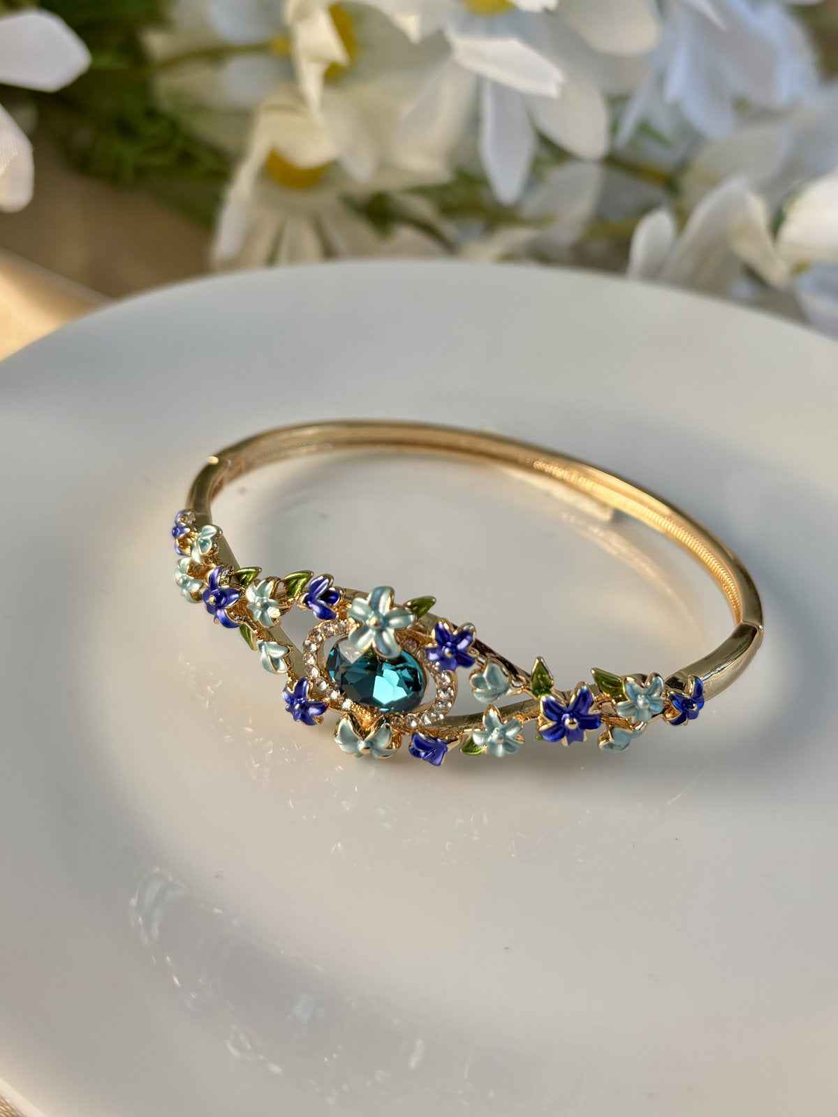 Noble Trellis - Blue