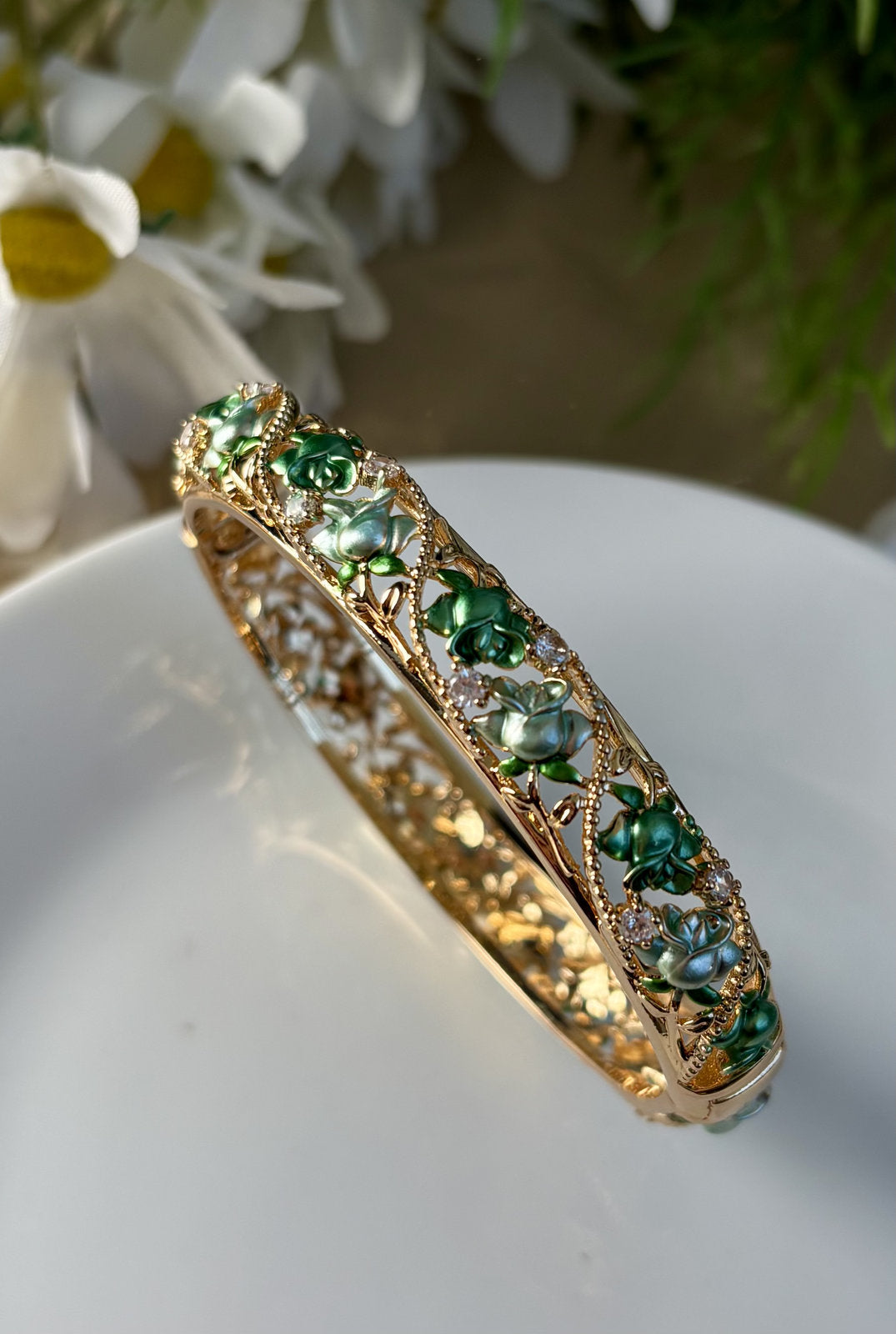 Regal Rosette - Green