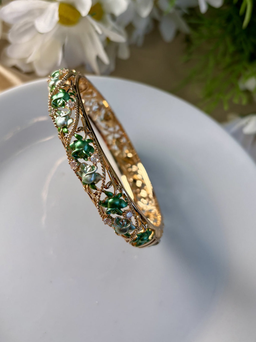Regal Rosette - Green