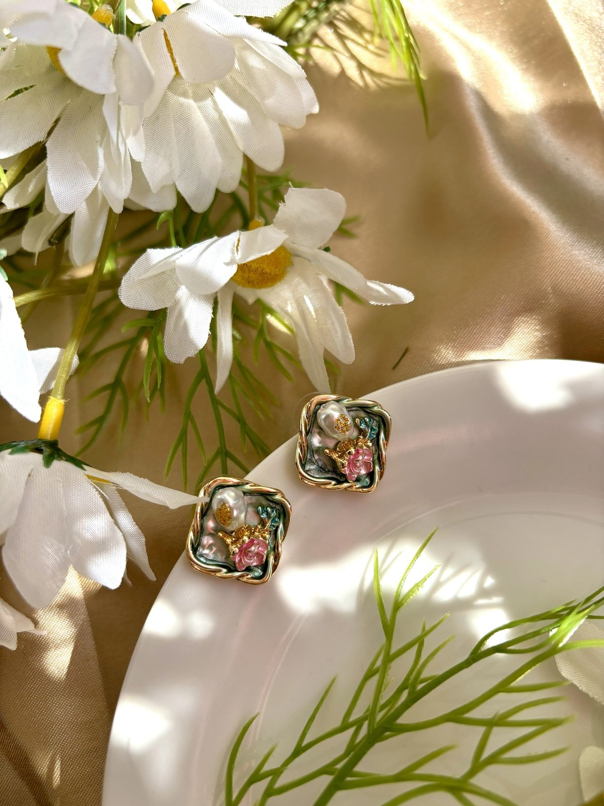 Vintage Earring - Diamond