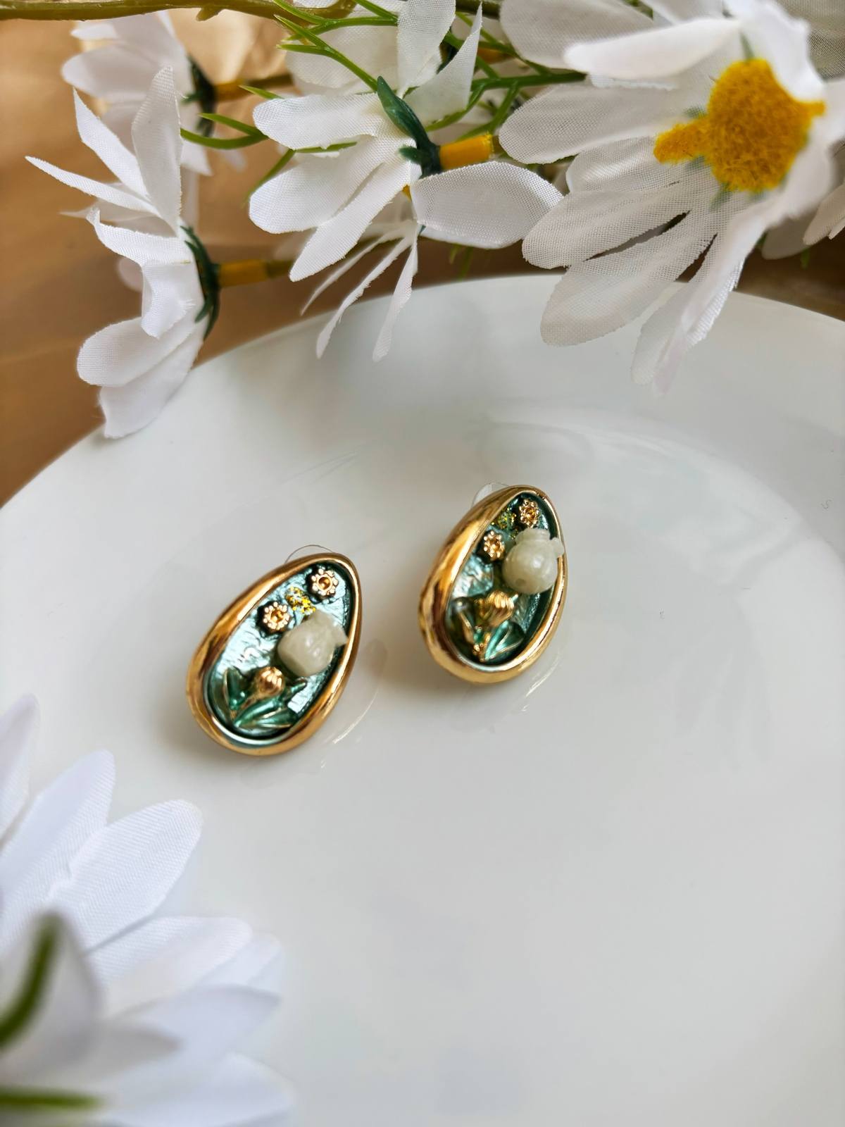 Vintage Earring - Drop