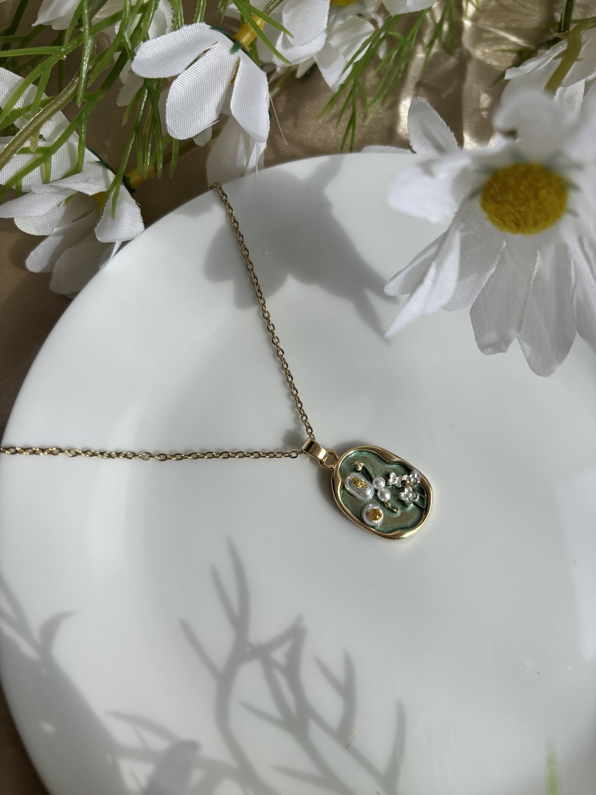 Vintage Pendant Chain - Circle