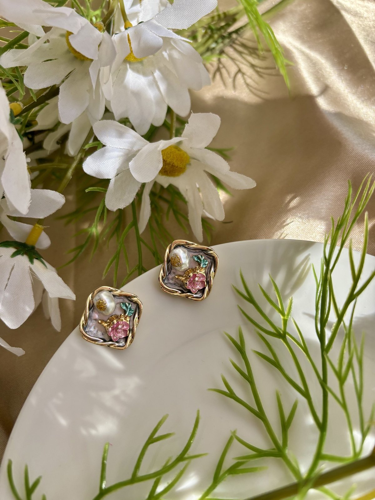 Vintage Earring - Diamond