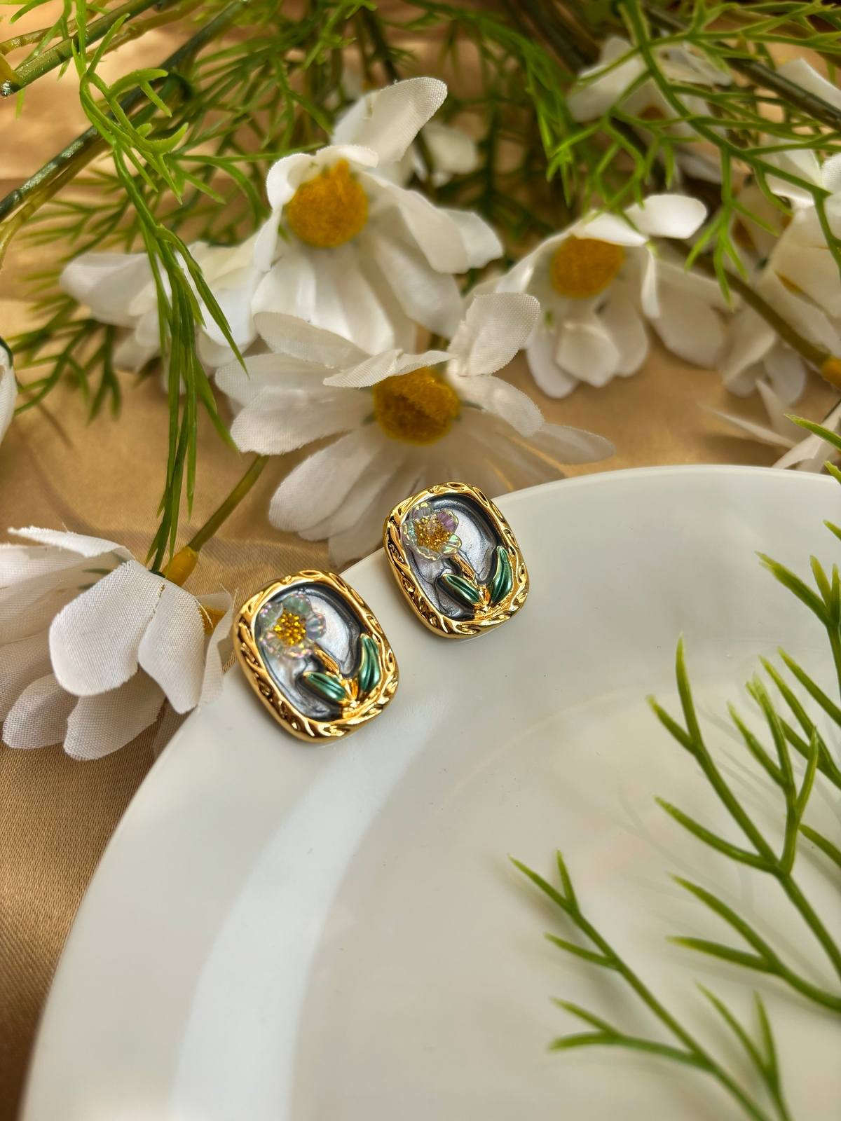 Vintage Earring - Square