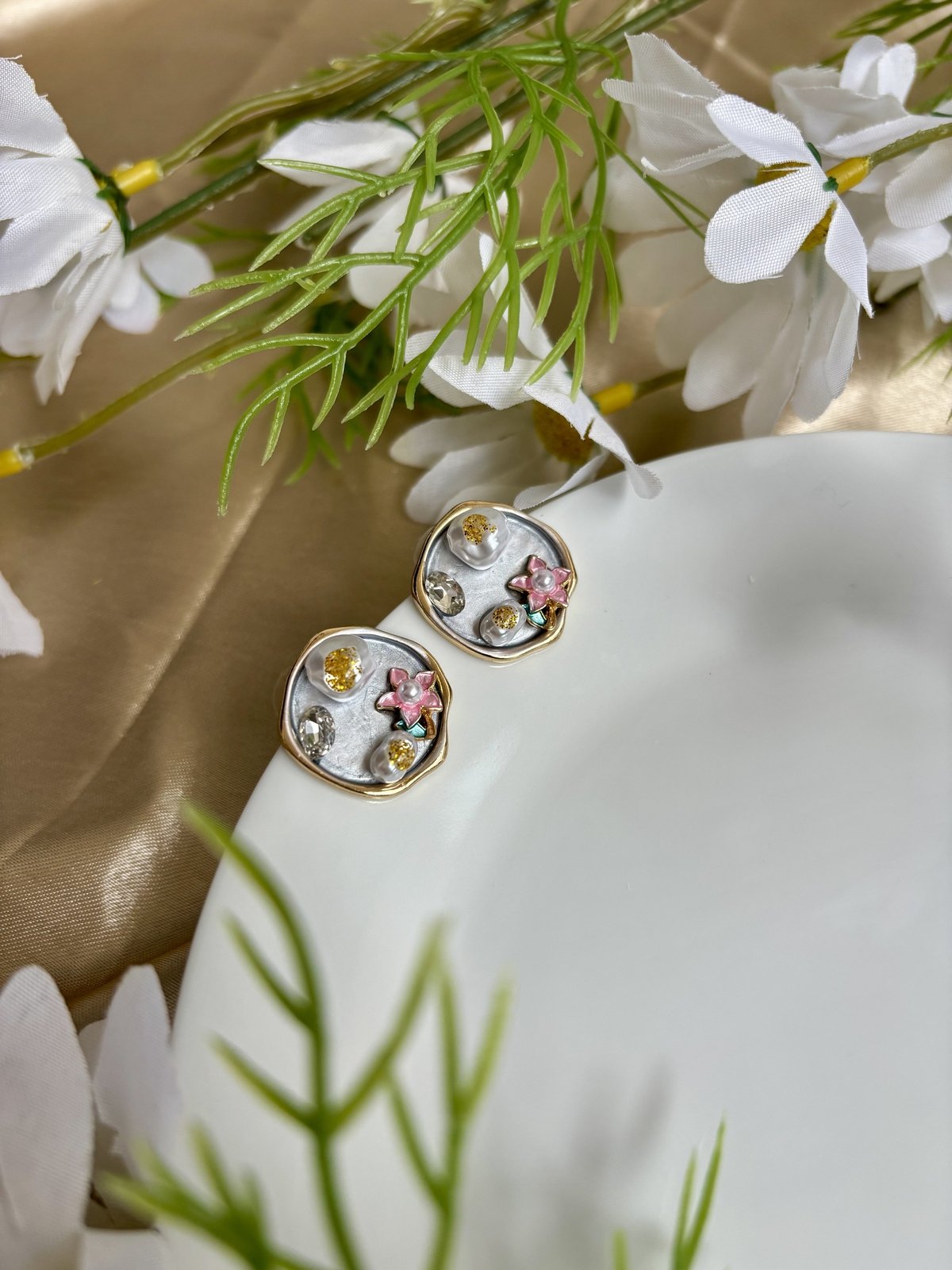 Vintage Earring - Circle