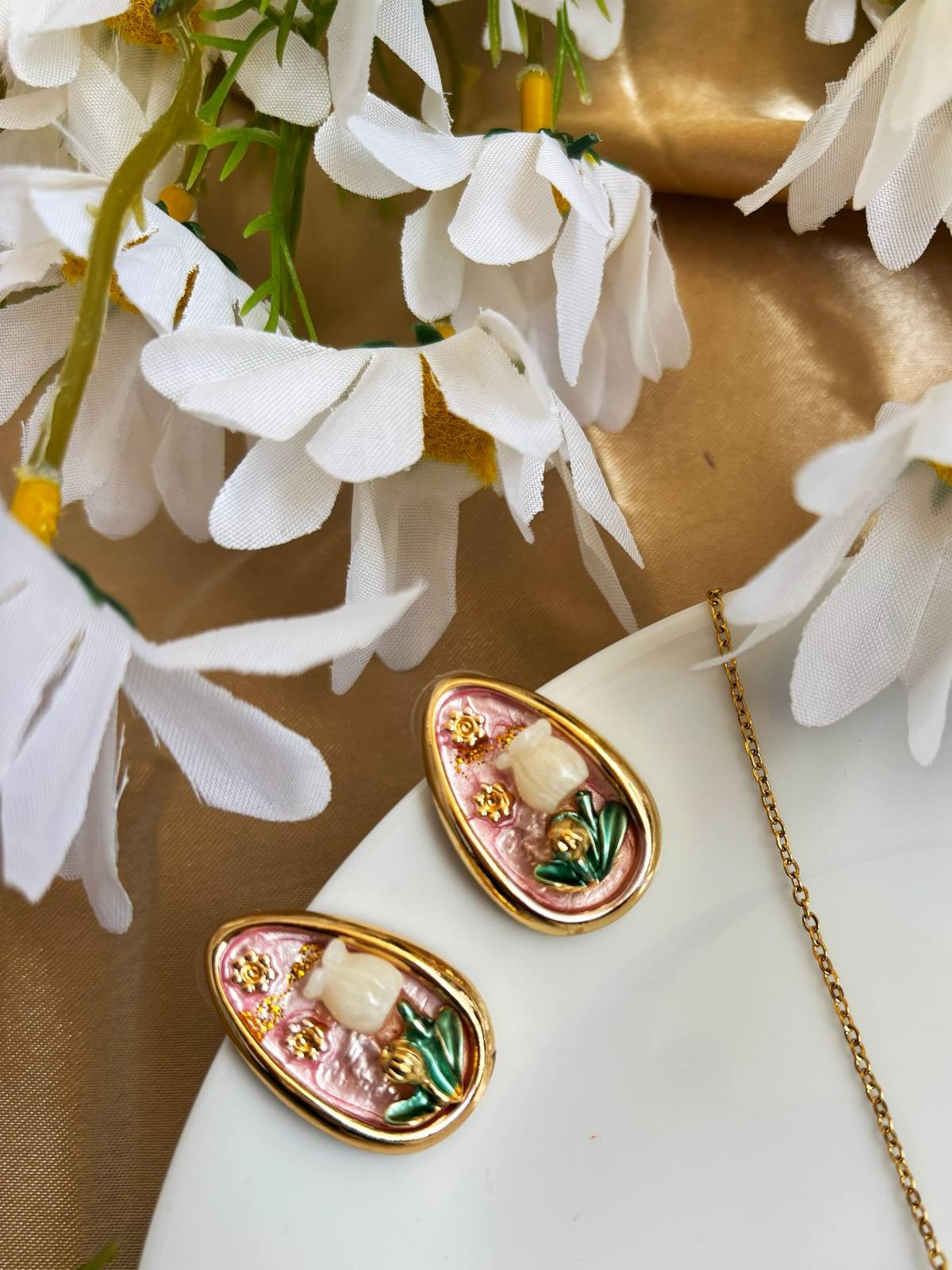 Vintage Earring - Drop