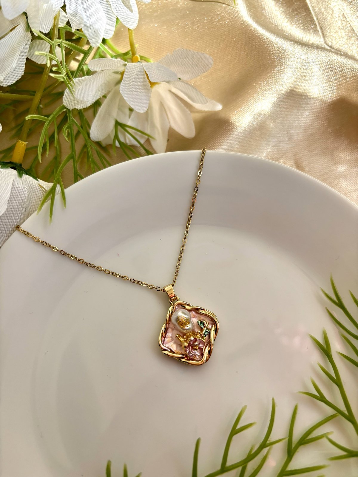 Vintage Pendant Chain - Diamond