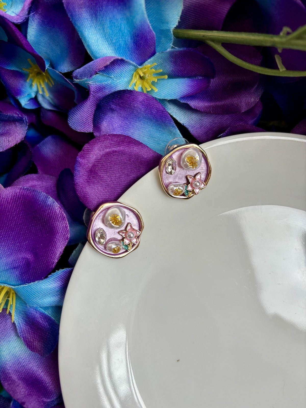 Vintage Earring - Circle